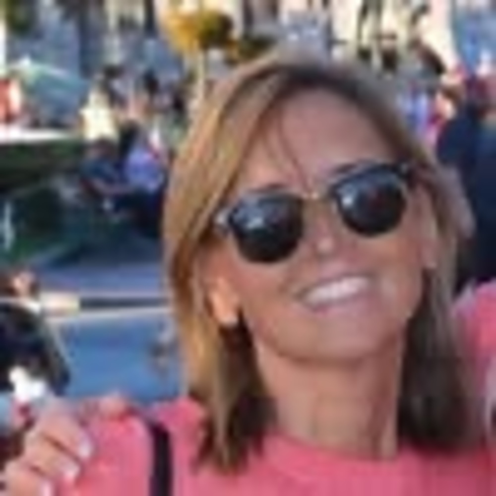 Meet your Posher, Deana